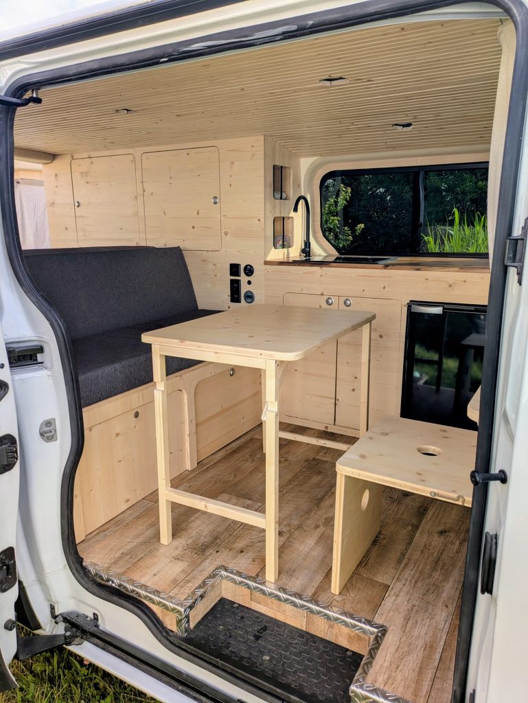 Escampette_Van_aménagé_aménagement intérieur